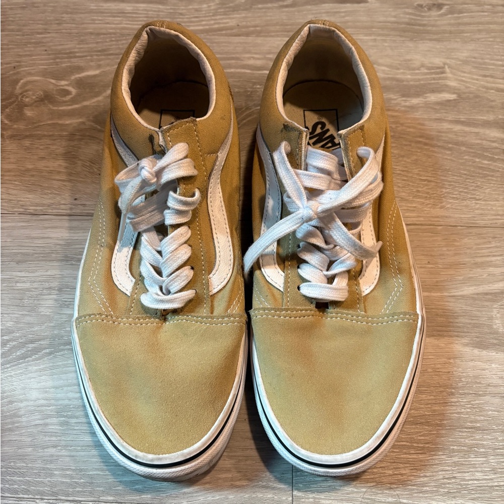 Vans Unisex Tan and White Sneakers